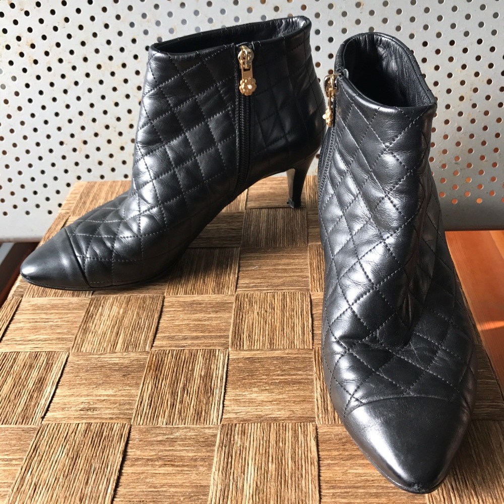 🚫SOLD❗️Authentic CHANEL ankle boots